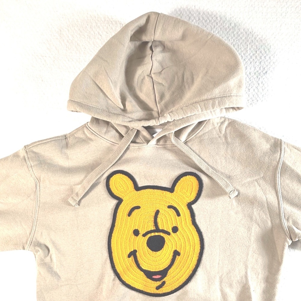 Disney Winnie the Pooh Hoodie Small Tan Chenille Patch Embroidered POSJ877-3L52